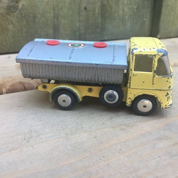 Vintage 1959 Corgi Toys 458 ERF Dumper Toy Car - Picture 8 of 12